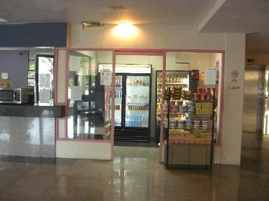 Pacific Bay Hotel Tumon Exterior foto